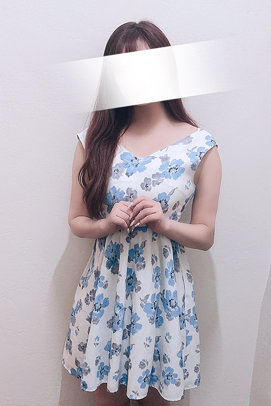 ゆりな